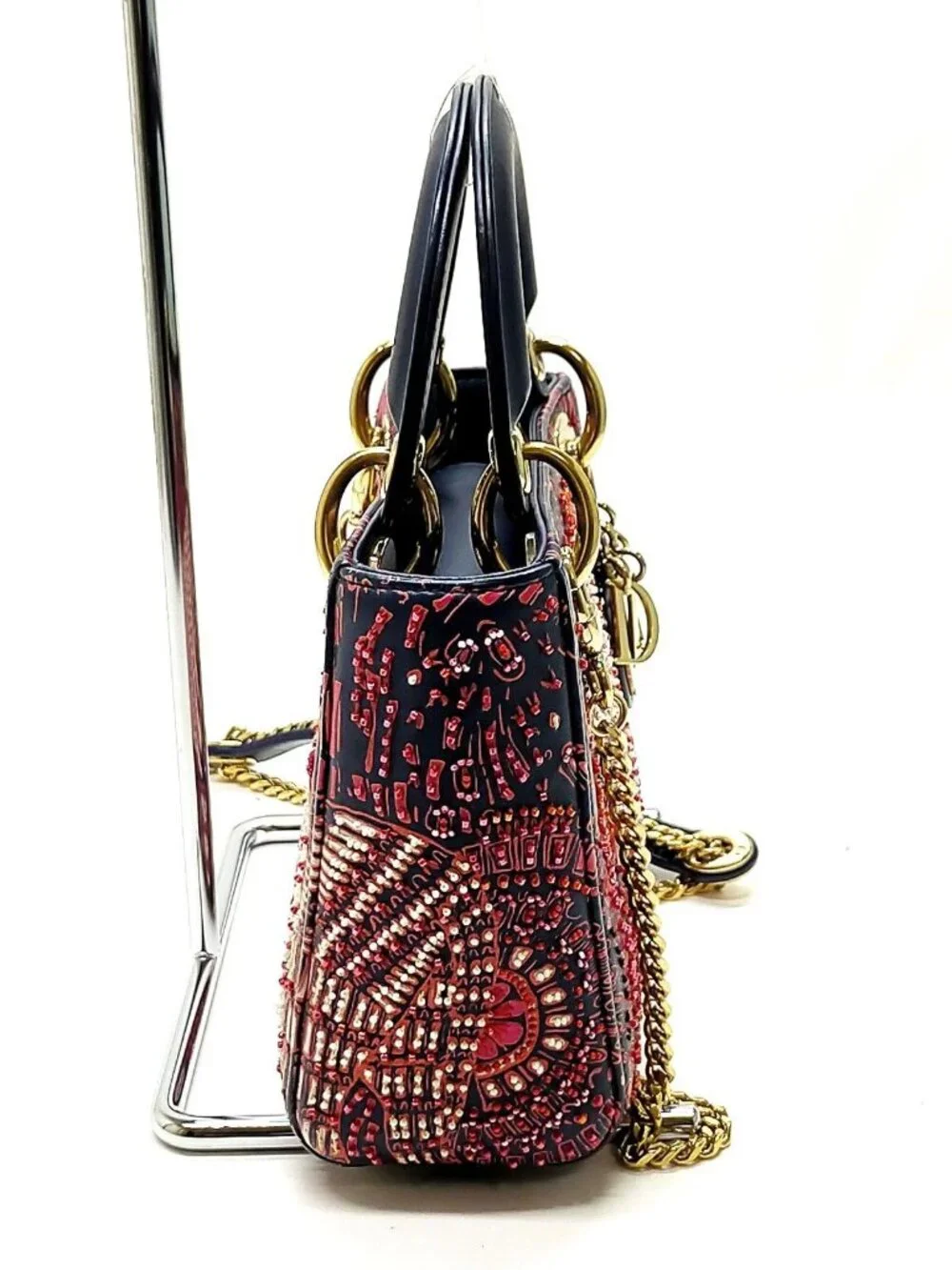 Dior stunning lady